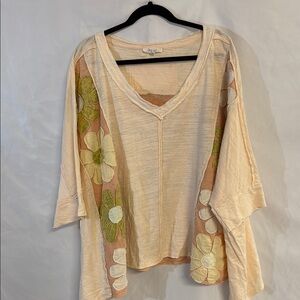 Oli & Hali XL boho floral oversized top (025)